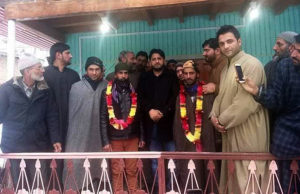 Large number of PC & NC workers joined PDP at Poshpora